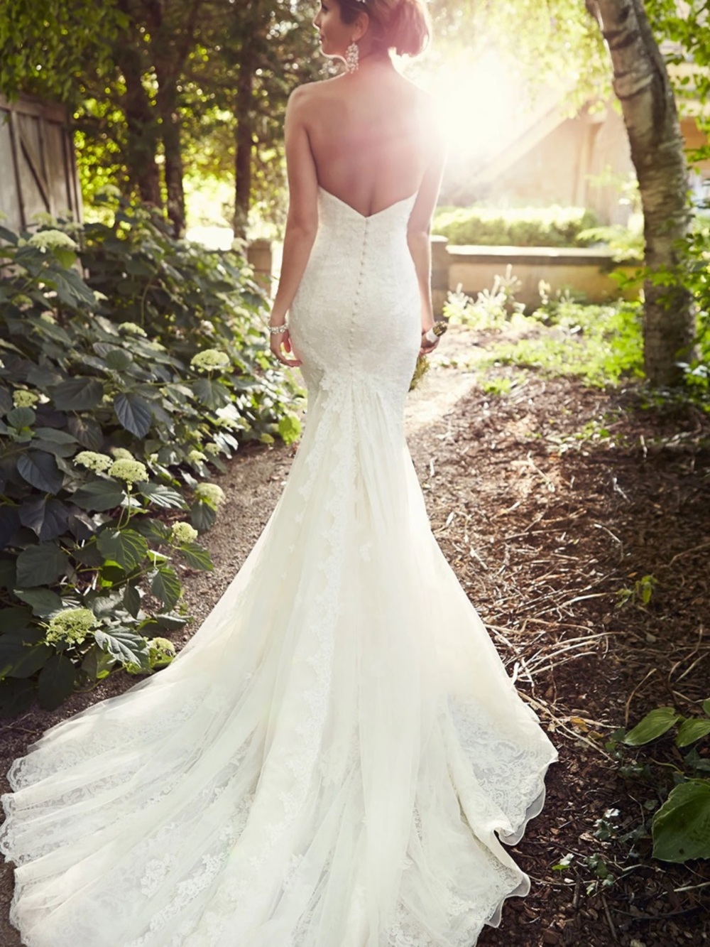 Elegant Backless White Mermaid Wedding Dress DZ1788